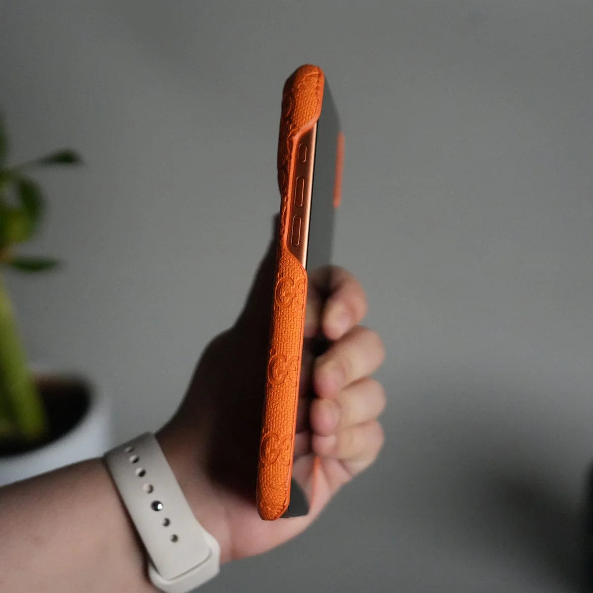 Gucci GG Orange Case for iPhone 17 Pro / Max